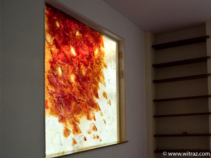 Red autumnal oak leaves - art glass window 